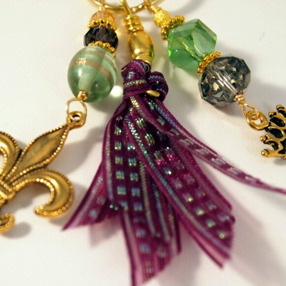 Mardi Gras Beaded Tassel Purse Charm Bohemian Key-chain Fat Tuesday Fob - Picture 8 of 8
